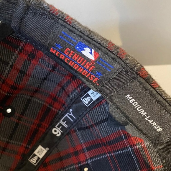 Rare Minnesota Twins New Era 9Fifty MLB Plaid Strapback Flat Bill Cap Red Grey - Picture 6 of 7